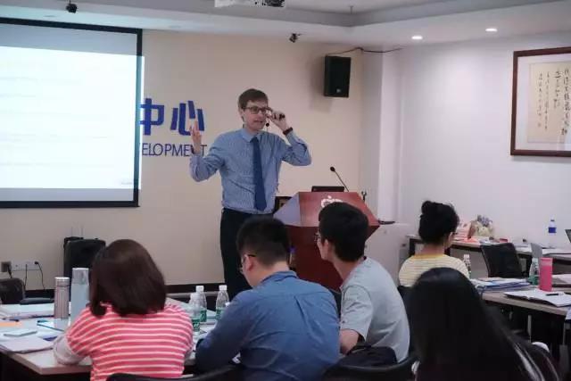 Dr.Ben Brabon 授课